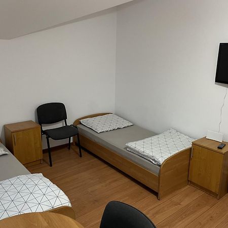 Noclegi Pracownicze Lazur Ciechanów Exterior foto